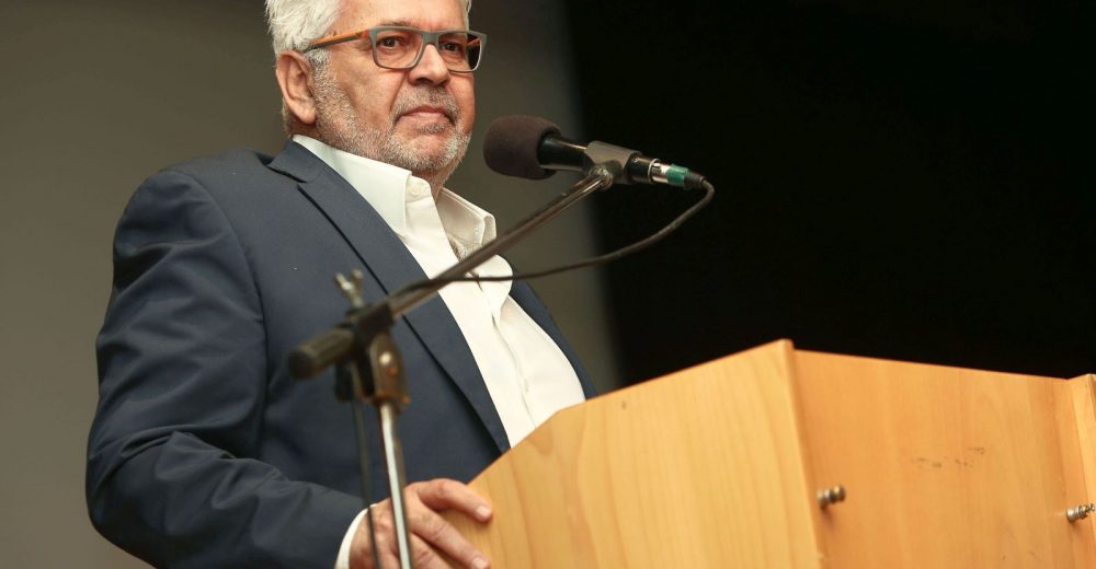 ΕΟΠΕ: Ενωτικό μήνυμα από Καραμπέτσο