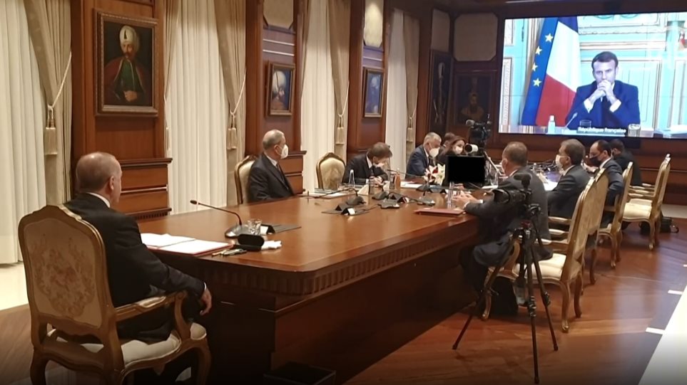 Ερντογάν σε Μακρόν: Υπάρχει σοβαρή προοπτική συνεργασίας