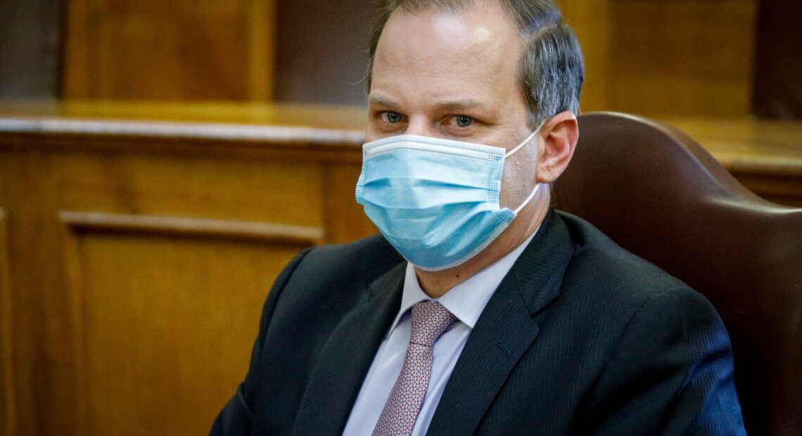 Κώστας Αχ