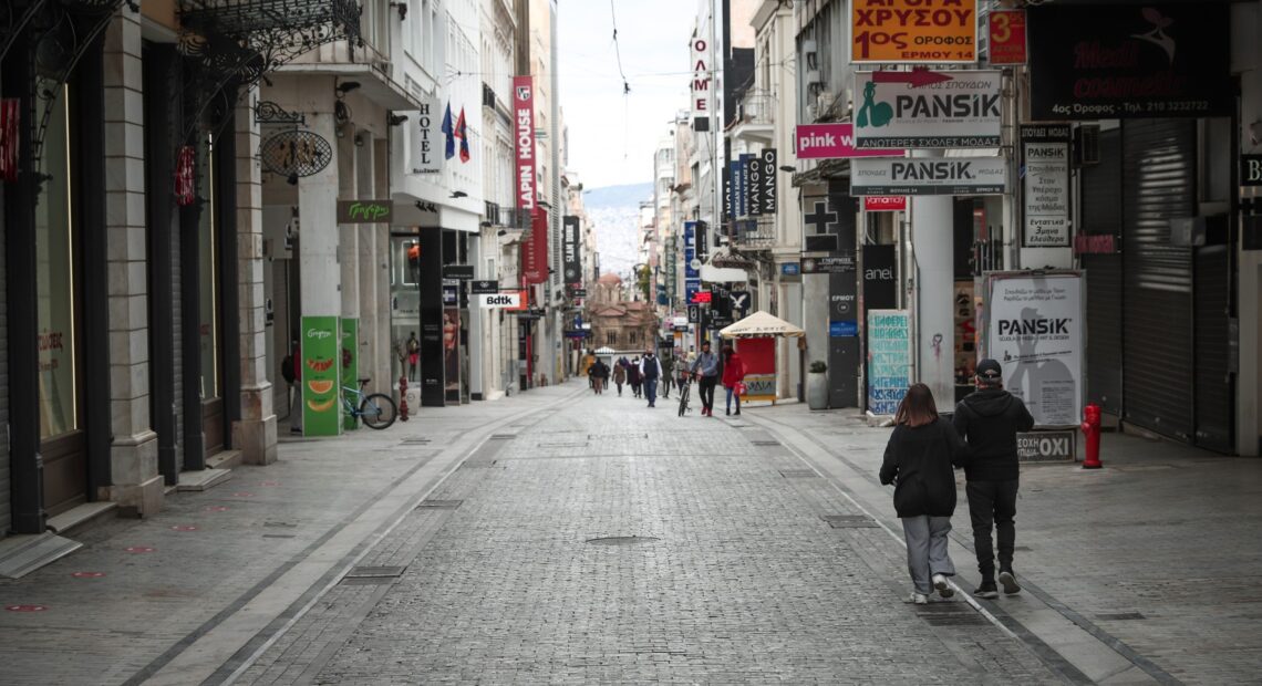 Λιανεμπόριο: Δύσκολη εξίσωση το «άνοιγμα» – Τι ζητούν οι έμποροι