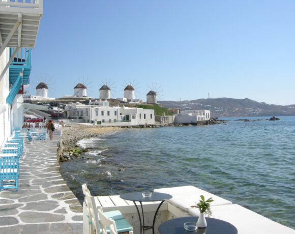 Μύκονος: Υποχρεωτικό Rapid Test σε όλους τους επισκέπτες ζητά ο δήμαρχος