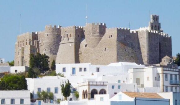 Πάτμος : Η μονή και το σπήλαιο του Θεολόγου και Ευαγγελιστή Iωάννη