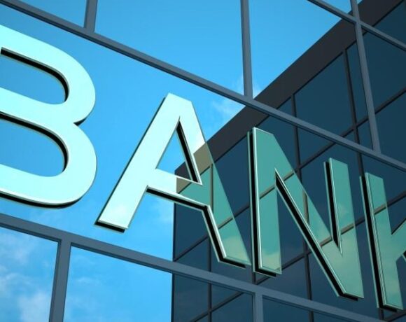 Τιτλοποιήσεις €31,3 δισ