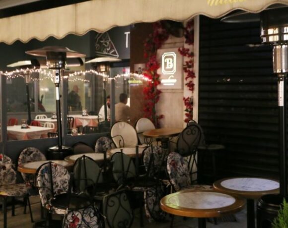 Χατζηθεοδοσίου: Άνοιγμα των καταστημάτων εδώ και τώρα