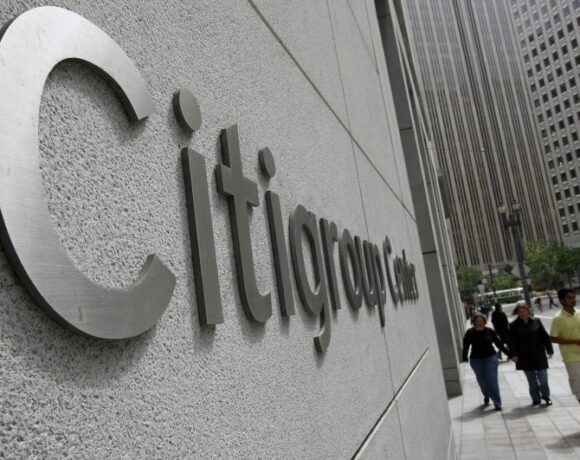 Citigroup: Ανεβάζει τον πήχη για το ελληνικό ΑΕΠ – Ανάπτυξη άνω του 10% τη διετία 2021 22