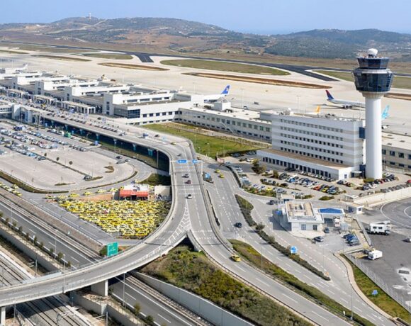 Greece Keeps Most Travel Restrictions In Place Until April 5