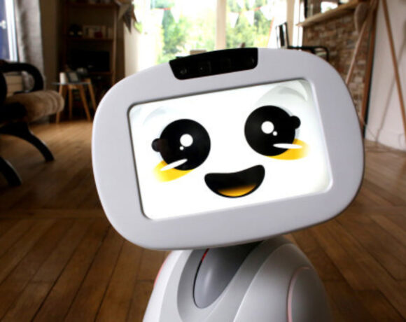 H Amazon απασχολεί 800 άτομα στο Vesta robot project