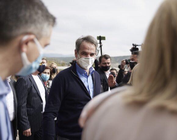 Μητσοτάκης: Eργο 9 εκατ