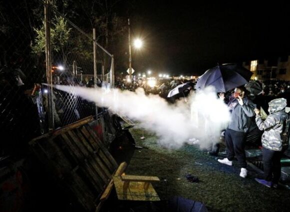 Μινεσότα : Για ανθρωποκτονία εξ αμελείας κατηγορείται η αστυνομικός που σκότωσε Αφροαμερικανό