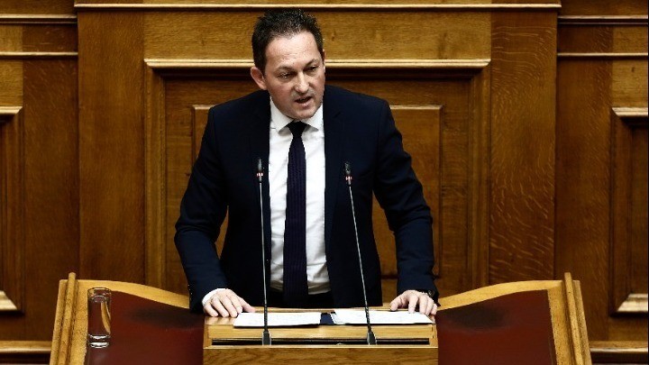 Πέτσας για εστίαση: Τις επόμενες μέρες η ΚΥΑ για την παραχώρηση αιγιαλού για το 2021