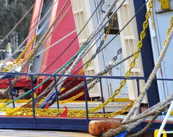 ΠΝΟ: 24ωρη πανελλαδική απεργία σε όλα τα πλοία στις 6 Μαΐου