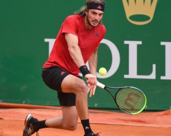 Στα προημιτελικά του Μόντε Κάρλο ο Τσιτσιπάς