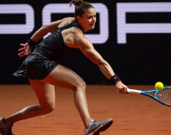 Στη Μαδρίτη συνεχίζει η Σάκκαρη