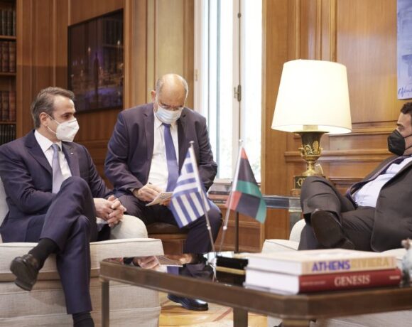 Συνάντηση Μητσοτάκη με πρόεδρο της Λιβύης: Άμεση επανεκκίνηση των συνομιλιών Ελλάδας – Λιβύης