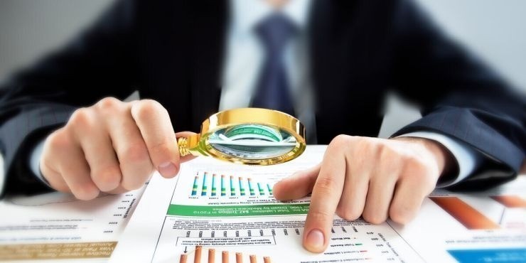 Τέλος στο κυνήγι των μετρητών από την Εφορία