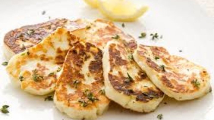 Χαλούμι: Το πιο πολιτικοποιημένο τυρί της Ευρώπης