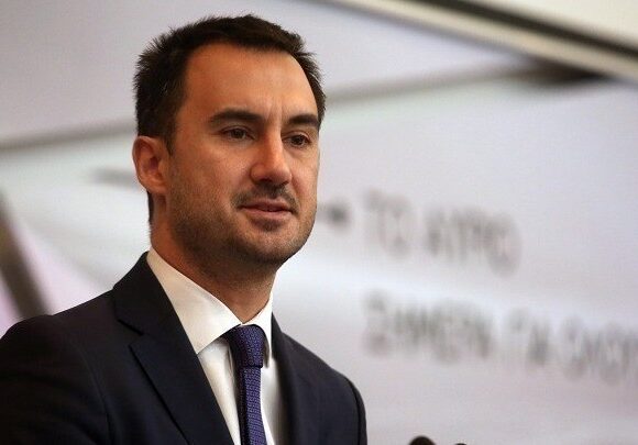 Χαρίτσης: Μέτρα ρευστότητας και ουσιαστικής στήριξης για τις επιχειρήσεις της εστίασης