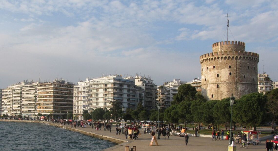 Covid 19: Shops Will Not Open In Thessaloniki, Kozani And Achaia