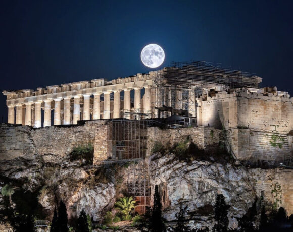 Ακρόπολη: Κέρδισε τρία βραβεία στα «Όσκαρ» φωτισμού – Ακόμα μια διεθνής αναγνώριση