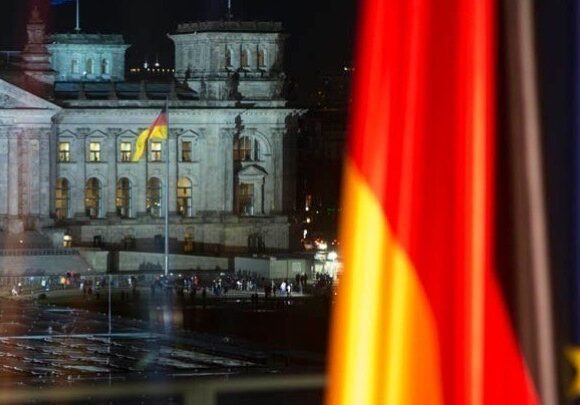 Γερμανία: 26 νέα μέτρα για πιο βιώσιμη οικονομία – Πράσινες επενδύσεις ύψους €9 δισ.