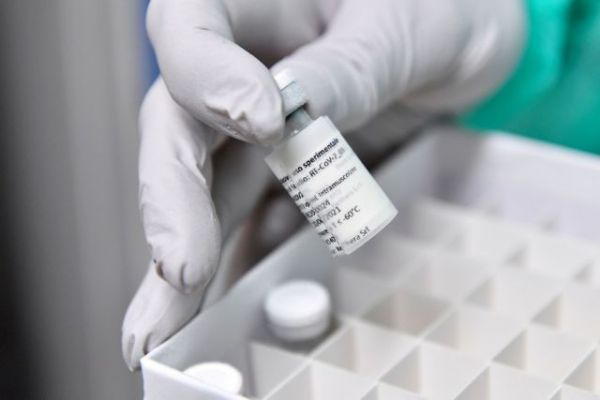 Εμβόλιο κοροναϊού: Το 40% των ενηλίκων στην ΕΕ έχουν κάνει τουλάχιστον μία δόση