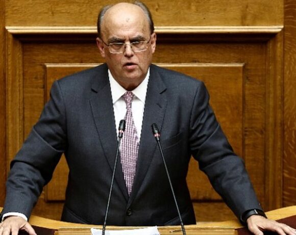 Ζαββός: Σύννομος και ηθικός ο εταιρικός μετασχηματισμός της Τράπεζας Πειραιώς