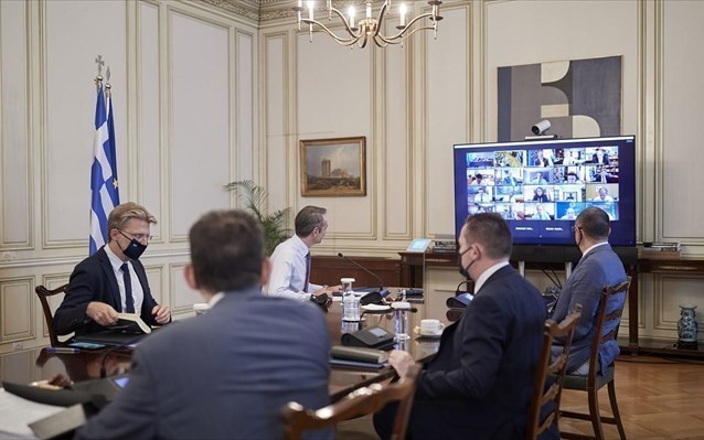 Μητσοτάκης στο υπουργικό συμβούλιο: Από αύριο ενεργοποιείται το Πιστοποιητικό Covid