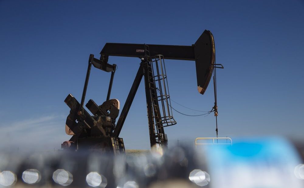 Πετρέλαιο: Εβδομαδιαίες απώλειες κοντά στο 3%