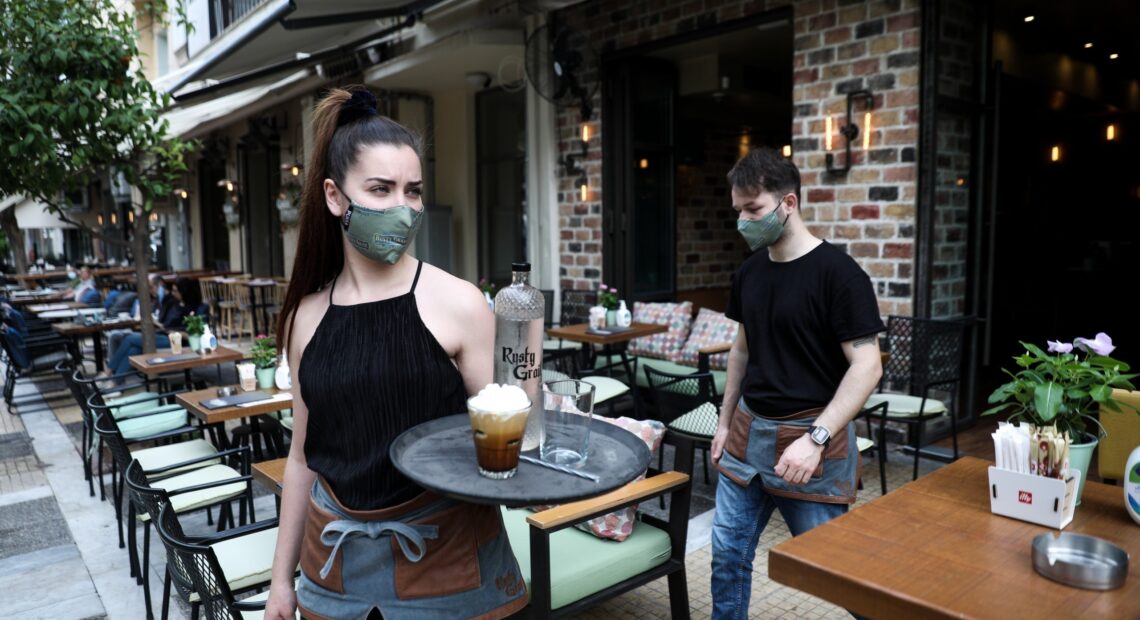 Πιστώνονται αύριο τα 534 ευρώ για τις αναστολές του Απριλίου