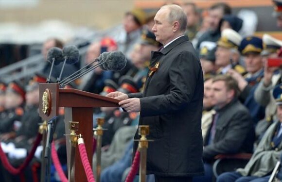 Πούτιν: Η Ρωσία θα υπερασπίζεται πάντα αποφασιστικά τα εθνικά της συμφέροντα – Η ομιλία του για τη νίκη της Σοβιετικής Ένωσης επί των ναζί
