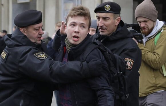 Στη Σύνοδο Κορυφής η αεροπειρατεία του αεροσκάφους της Ryanair – Κυρώσεις σε Λουκασένκο