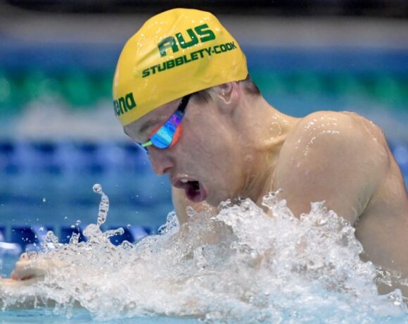 Τρομερό 200αρι πρόσθιο ο Κουκ