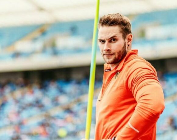 7η φορά φέτος 90αρης ο Βέτερ, γρήγορος ο Βαν Νίκερκ