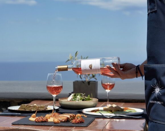 Amber Light Villas Promises Unforgetable Holidays On Santorini