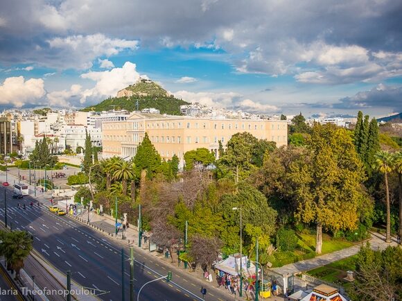 Bloomberg: Greece In Top 20 Best Places To Be During Covid 19