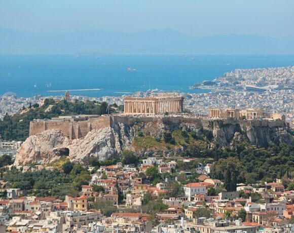 Ακρόπολη: Έργα προστασίας για τα τείχη χρηματοδοτούνται από το Ταμείο Ανάκαμψης