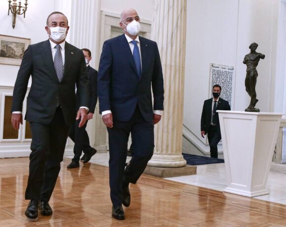 Δένδιας – Τσαβούσογλου: Ποια θέματα οικονομικής συνεργασίας προχώρησαν – Πού «κόλλησαν» οι συνομιλίες