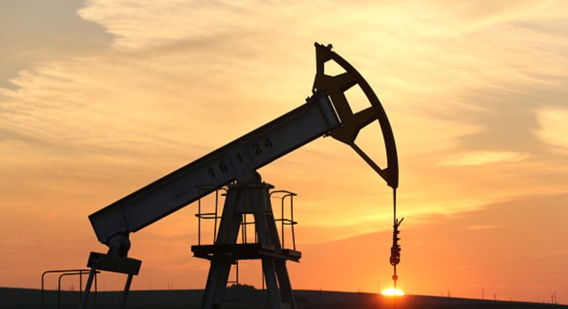 Πετρέλαιο: Σε υψηλό 2,5 ετών το Brent