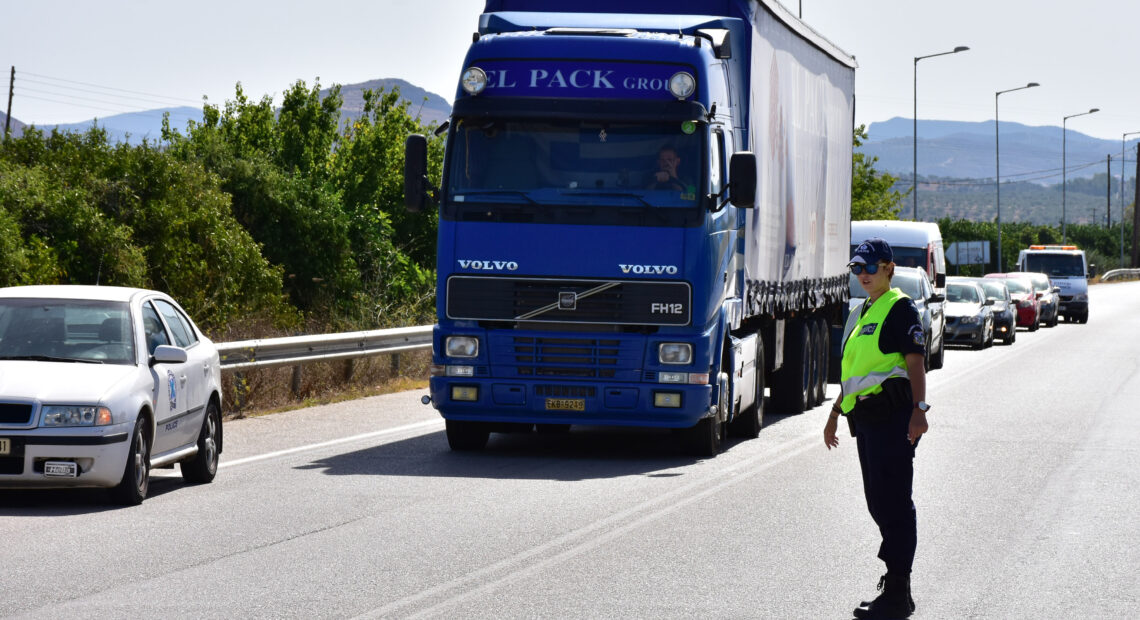 Προσοχή: Έπεσαν οι μάσκες αλλά τα πρόστιμα παραμένουν