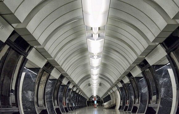 Ρωσία: Άρνηση εμβολιασμού από τους εργαζόμενους συνεπάγεται διαθεσιμότητα