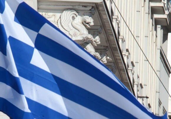 «Σκαρφάλωσε» τρεις θέσεις η Ελλάδα στον παγκόσμιο χάρτη ανταγωνιστικότητας