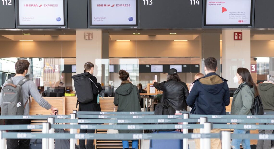 Germany Takes 5 Greek Regions Off Covid 19 Travel Risk List