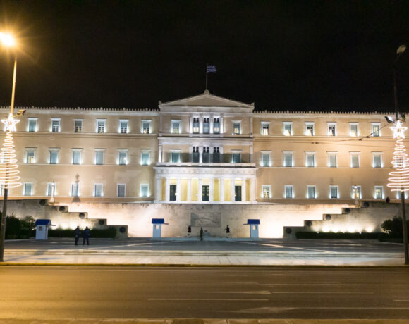 Night Curfew In Greece Continues As Vaccination Slows Down