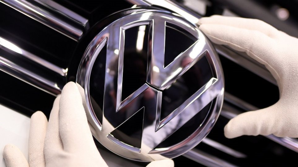 Vw: Αποκάλυψε ότι διέρρευσαν προσωπικά δεδομένα 3,3 εκατ