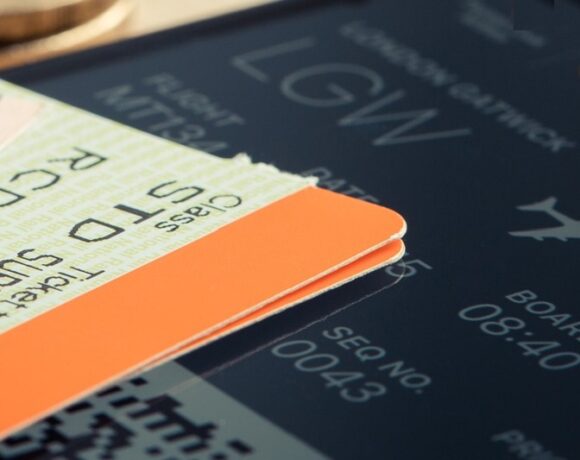 British Holidaymakers Snap Up Tickets To Greece
