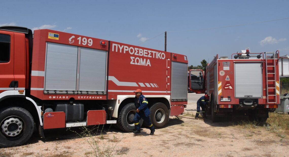 Κεφαλονιά: Ανεξέλεγκτη η φωτιά – Καταγγελία ότι ξεκίνησε από βοσκό που πήγε να κάψει χόρτα