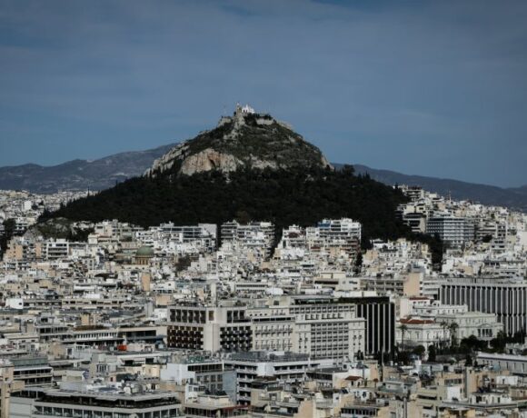 Μεταβιβάσεις ακινήτων: Θα γίνονται με ένα «κλικ»