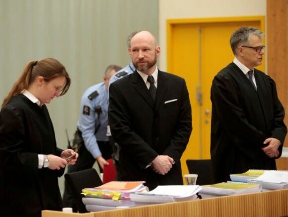 Νορβηγία: Δέκα χρόνια από το μακελειό με τους 77 νεκρούς – «Δεν μπορούμε να αφήσουμε το μίσος χωρίς απάντηση»