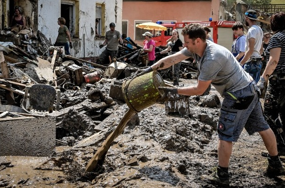 Πλημμύρες στη Γερμανία: Ταχεία οικονομική βοήθεια στις πληγείσες περιοχές υποσχέθηκε η Μέρκελ