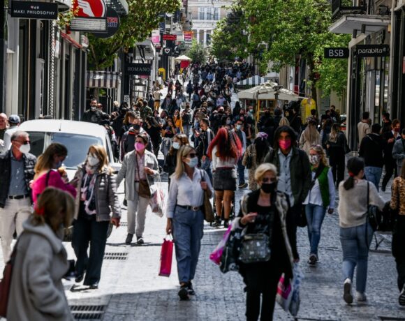 Σαρηγιάννης: Η μετάλλαξη Δέλτα μεταδίδεται σε μόλις 15 με 30 δευτερόλεπτα